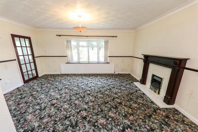 3 bed Detached Bungalow for sale Image 6