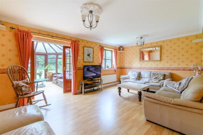 8469923-interior32.jpg