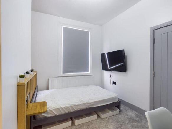3 bed Terraced for sale Image 7