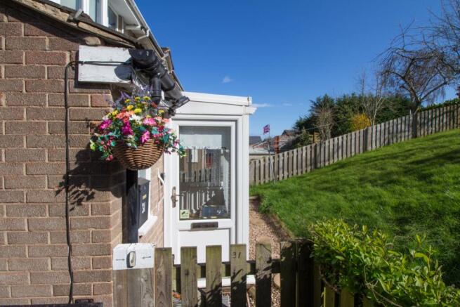 Adam Hendry EweMove estate and lettings agent in B