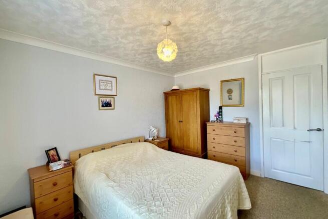 2 bed Flat for sale Image 10