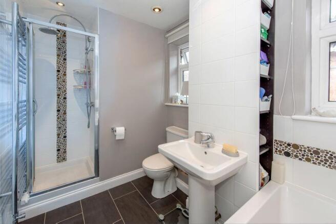 Bathroom/shower room