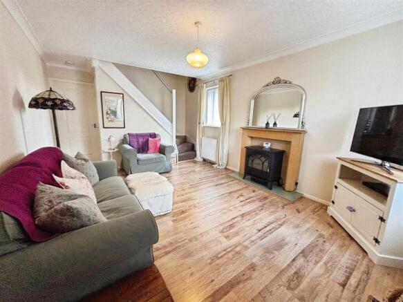 2 bed Semi-Detached for sale Image 7