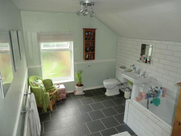 Photo 8
