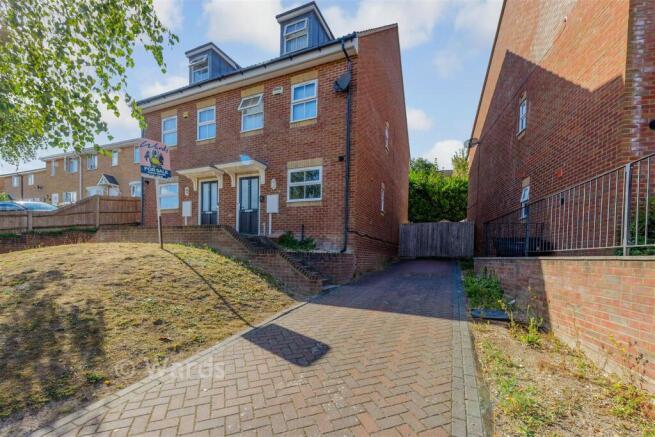 Driveway/Parking