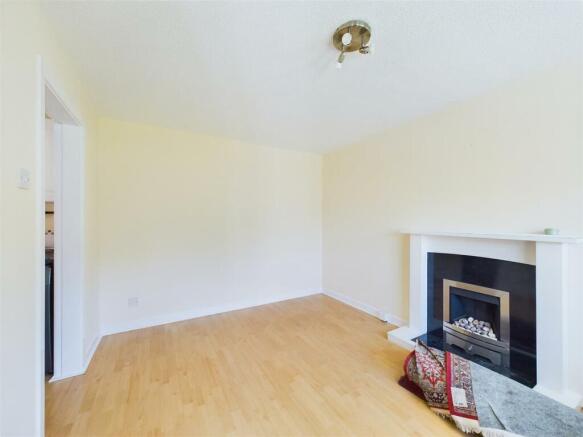 CAM01389G0-PR0079-STILL005.jpg