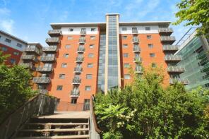 Flat 61, 4, City Walk, Holbeck, Leeds LS11 9BF
