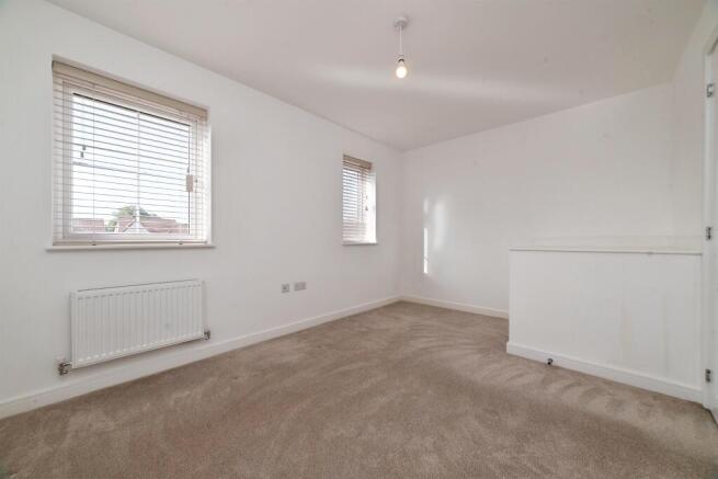 2 bed Semi-Detached for sale Image 11