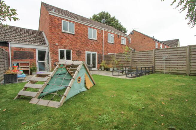 Photo 25