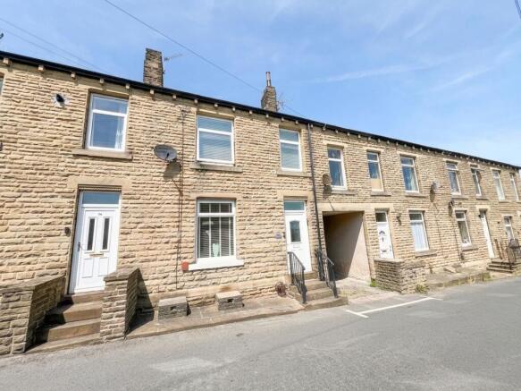 3 bed Terraced for sale Image 12