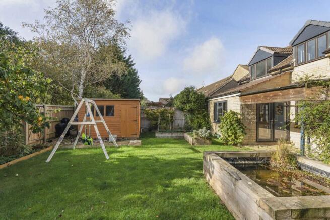 Pheasant Way, Cirencester, Gloucestershire, GL7 photo 2