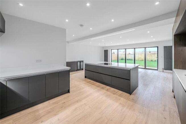 Living / Kitchen