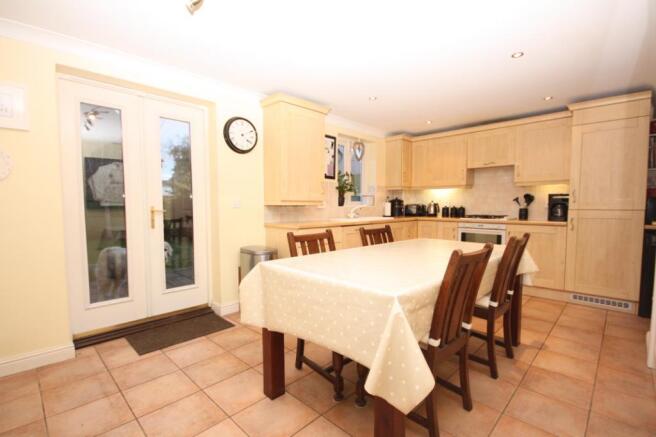 Kitchen/Bfast Room