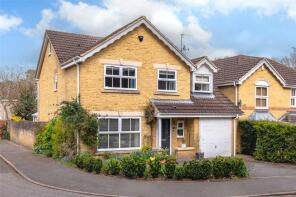 14, Queens Ride, Crowthorne RG45 6LG