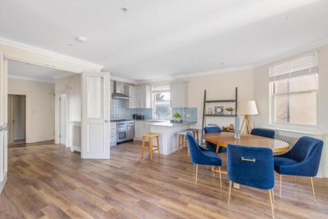 St Dionis House, New Kings Road, London, SW6