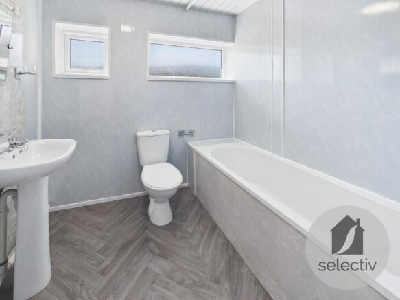 3 bed Town House for sale Image 7