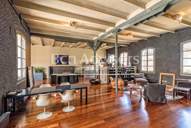 Fantastico-loft-de-diseno-entre-Eixample-y-el-B...