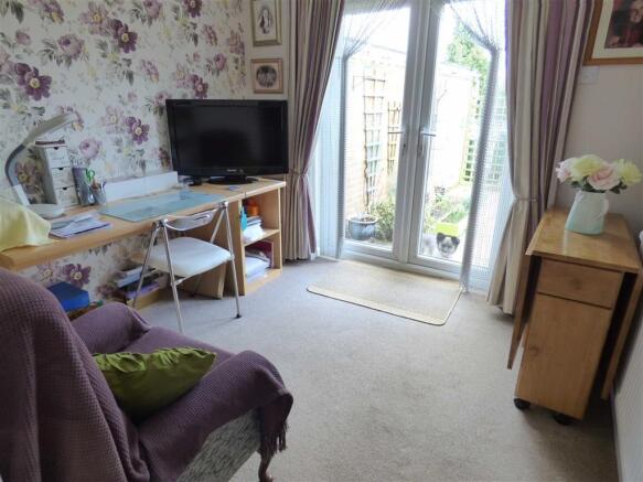 Photo 3