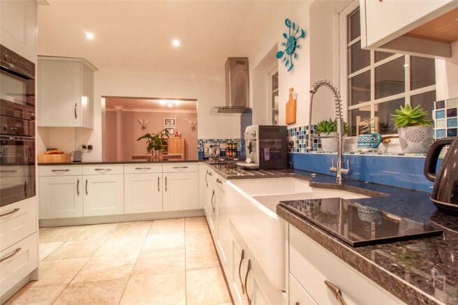 Kitchen 1