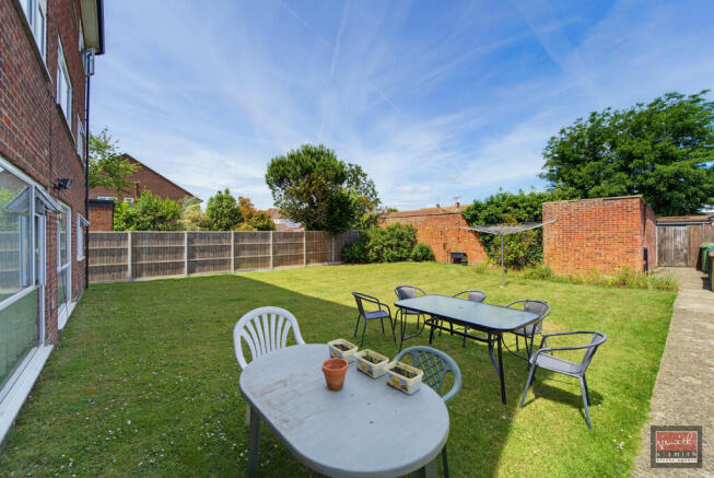 Woodthorpe Road, Ashford photo 4