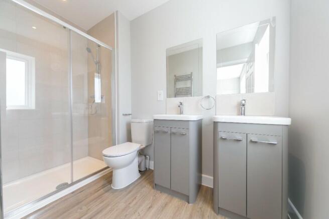 En-suite Bathroom