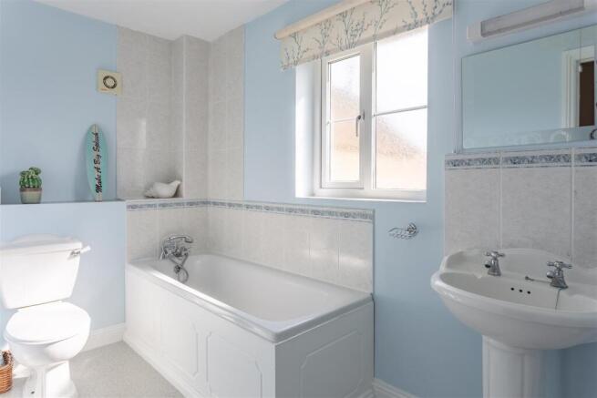 Bathroom.jpg