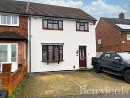 27, Aylsham Lane, Romford RM3 7YL