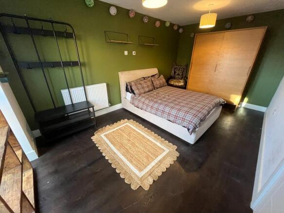 Room 4 @ £750pcm