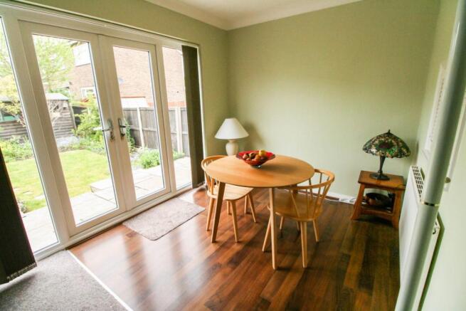 Lounge/Dining Room