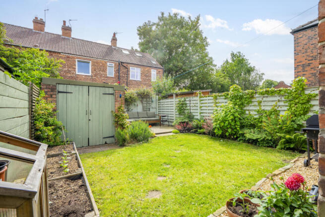 3 bed Semi-Detached for sale Image 11