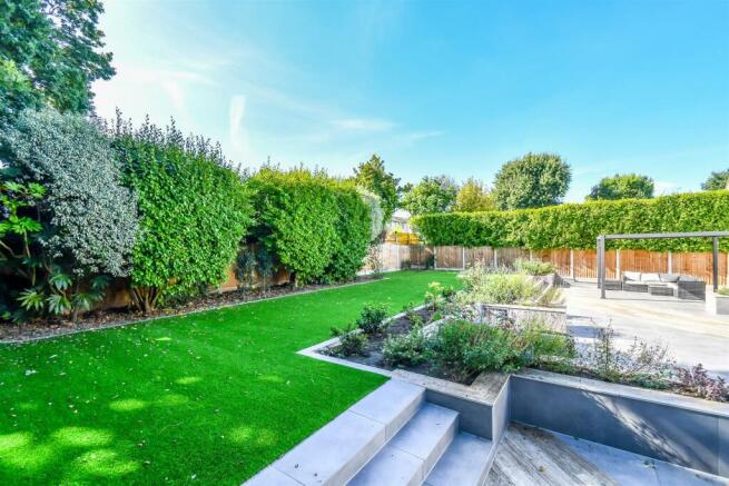 Garden 3.jpg