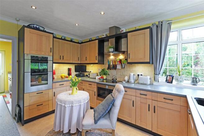 3 bed Detached for sale Image 9