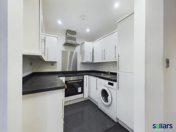 general CAM02483G0-P