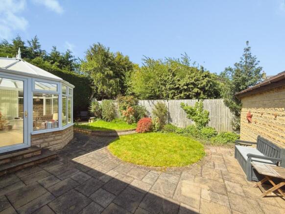 2 bed Detached Bungalow for sale Image 12