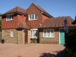 46, St Marys Drive, Pound Hill, Crawley RH10 3BN