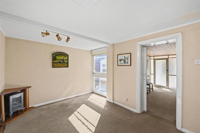 Avenue St. Nicholas, Harpenden photo 4