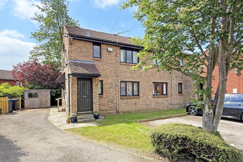Eavestone Grove, Harrogate
