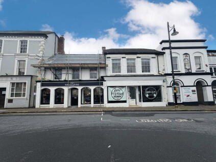 2-3 The Square, Holsworthy, EX22 6DL