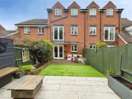 29, Glendower Approach, Warwick Gates, Warwick CV34 6ET