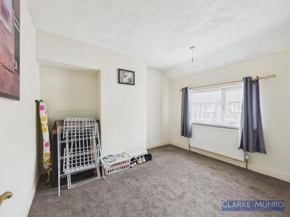 3 bed Terraced for sale Image 6