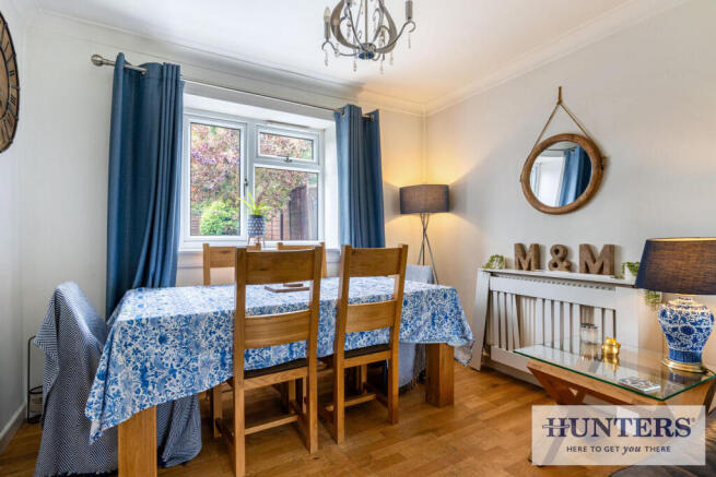 3 bed Semi-Detached for sale Image 4