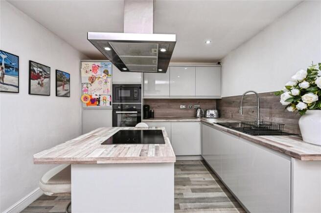 Yoxall Drive, LIVERPOOL, Merseyside, L33 photo 5