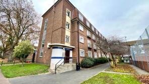 6, Jack Cook House, Whiting Avenue, Barking IG11 8DB