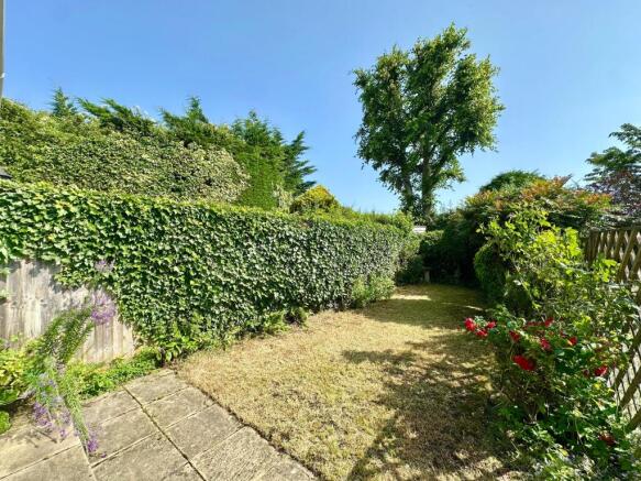 New Road, Shenley, WD7 photo 4