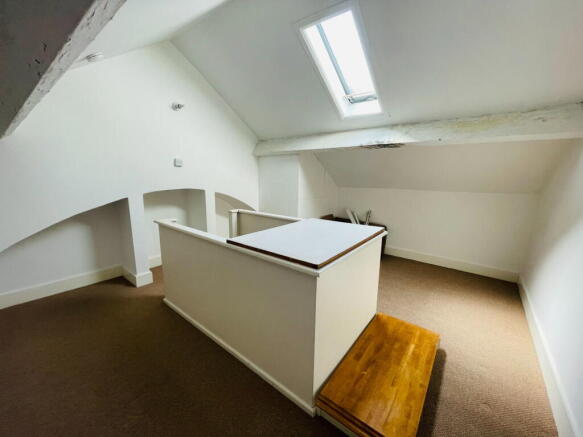 2 bed Cottage for sale Image 9