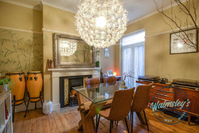 Dining room vibes