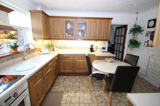 Kitchen/Breakfast Ro
