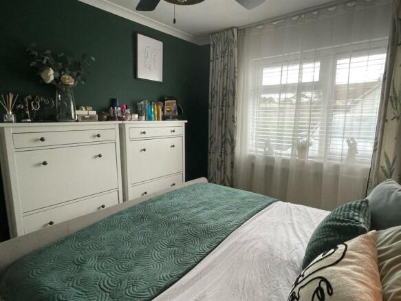 Bedroom..,..jpg