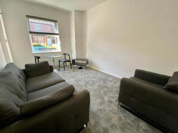 Lounge 2