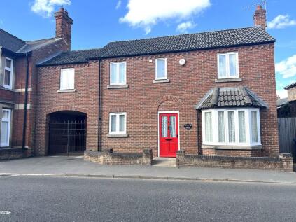 London Road, Chatteris, Cambs, PE16 6AS